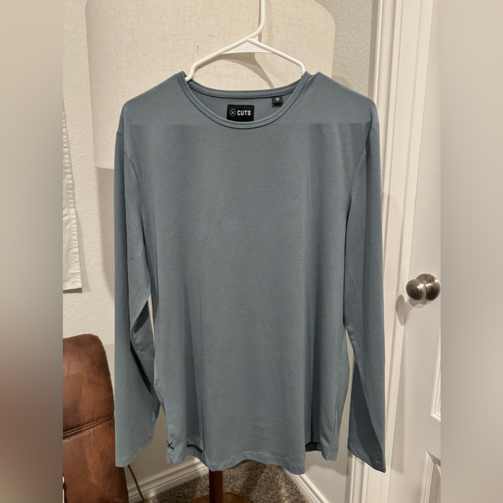 Cuts Clothing Men’s Henley